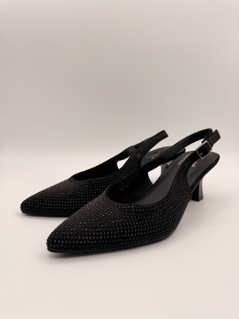 Seychelles Black Pointed Toe Slingback Kitten Heel Pumps Women’s Size 8